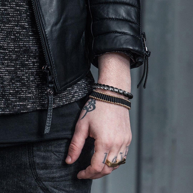 Simple Horn Bracelet For Men And Women